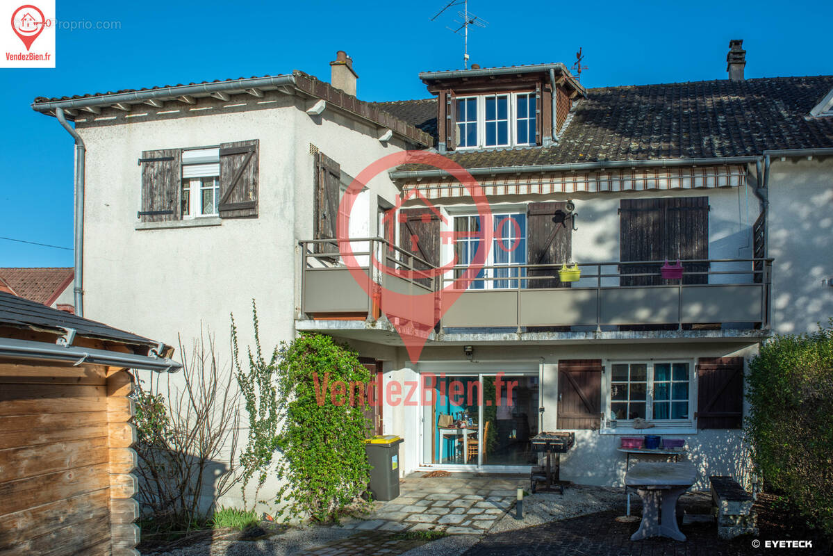 Maison à CHATEAUNEUF-SUR-CHER