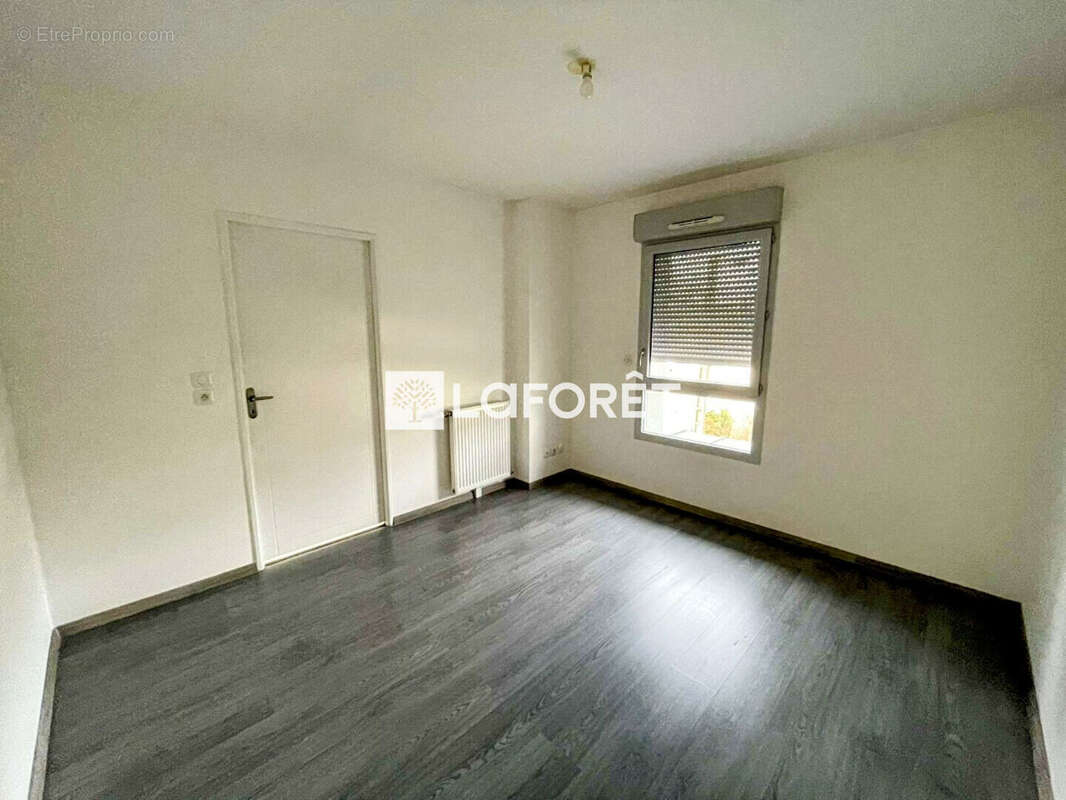 Appartement à MAINVILLIERS