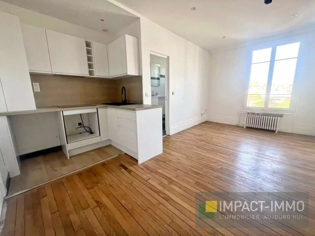 Appartement à SURESNES