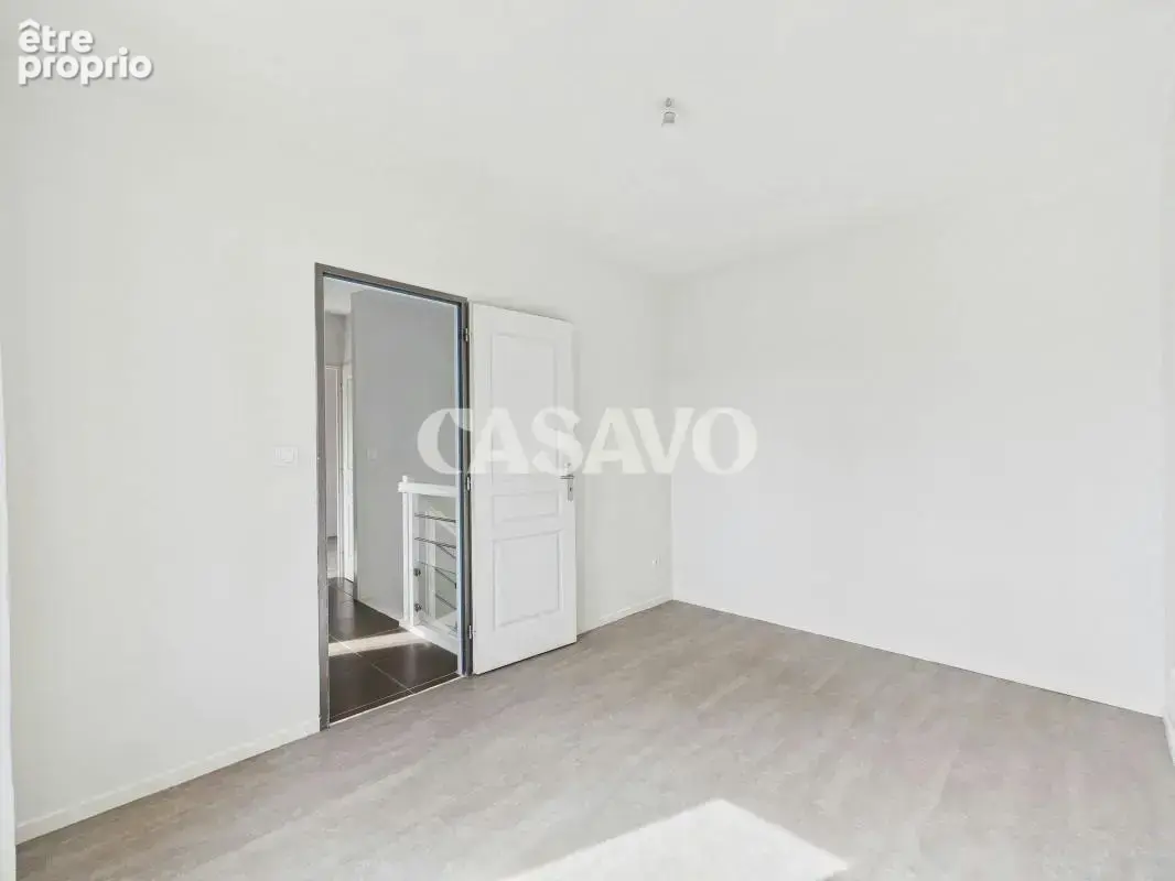 Vente Maison 6 pièces de 115m² - 95120 Ermont - photo 8
