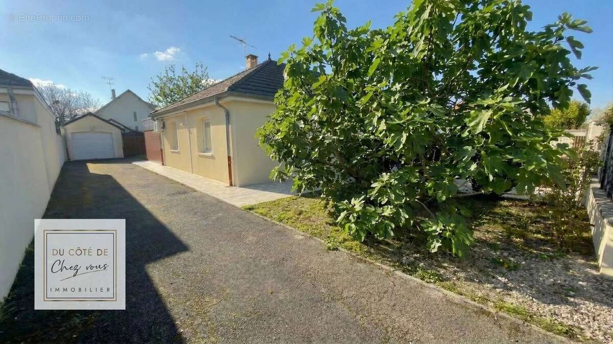 Maison à ROSIERES-PRES-TROYES