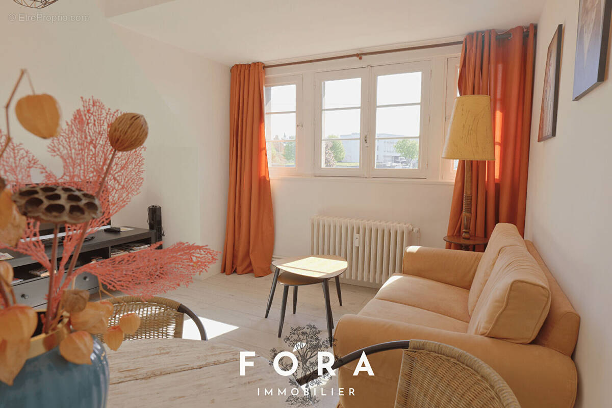 Appartement à CONDE-SUR-NOIREAU