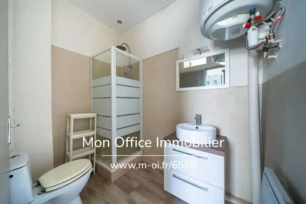 Appartement à MARSEILLE-6E