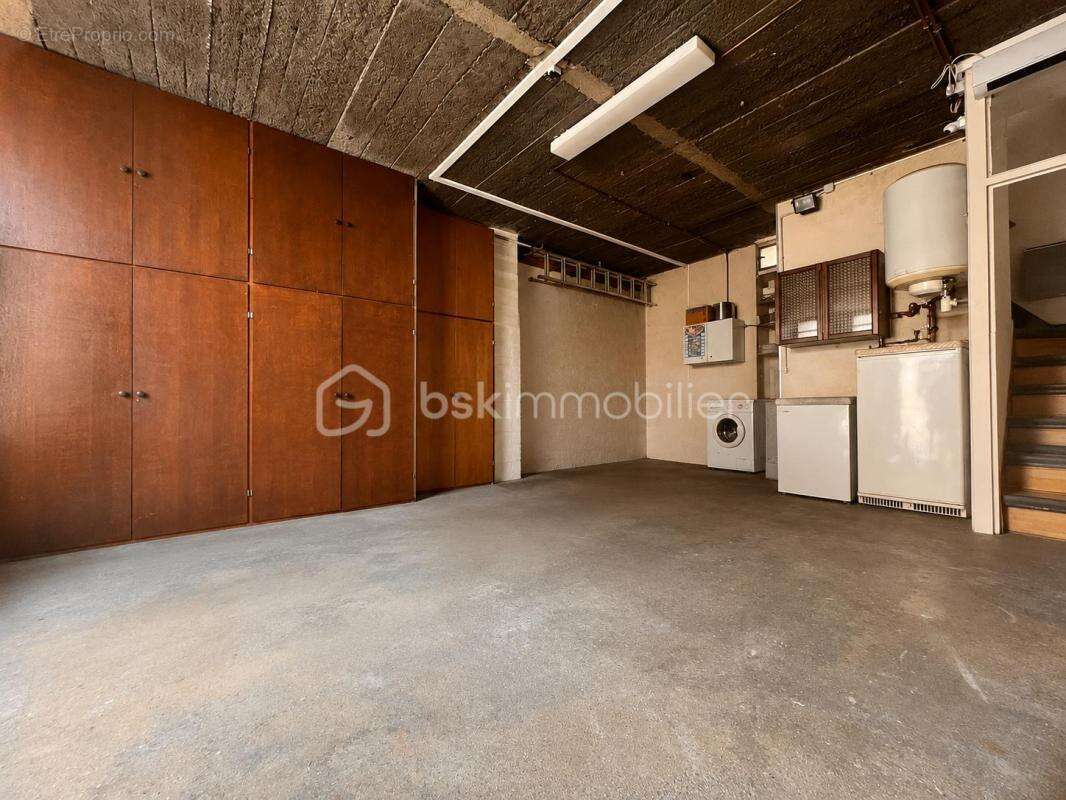  Maison de ville avec garage au cœur du centre historique de Roissy-en-Brie !  - photo 3