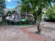 Maison à L&#039;ISLE-SUR-LA-SORGUE