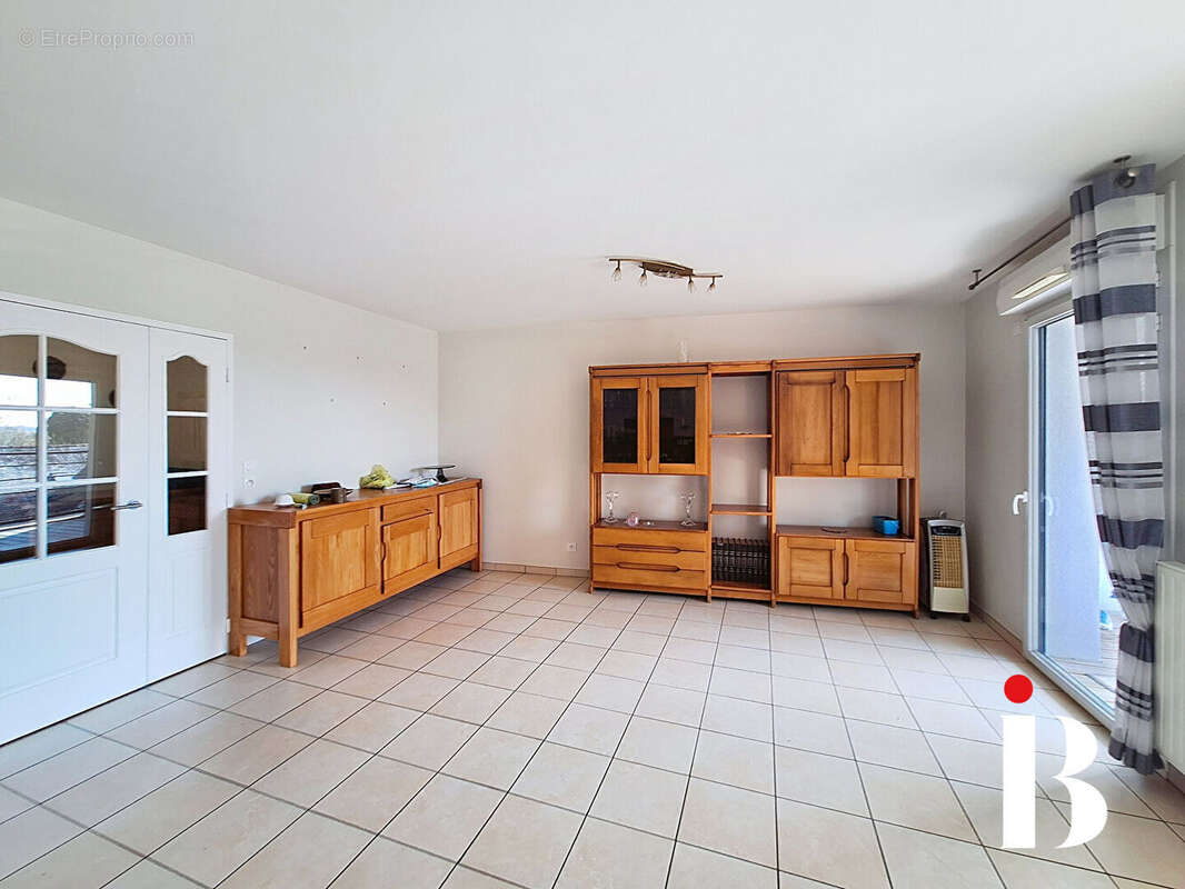 Appartement à COUERON