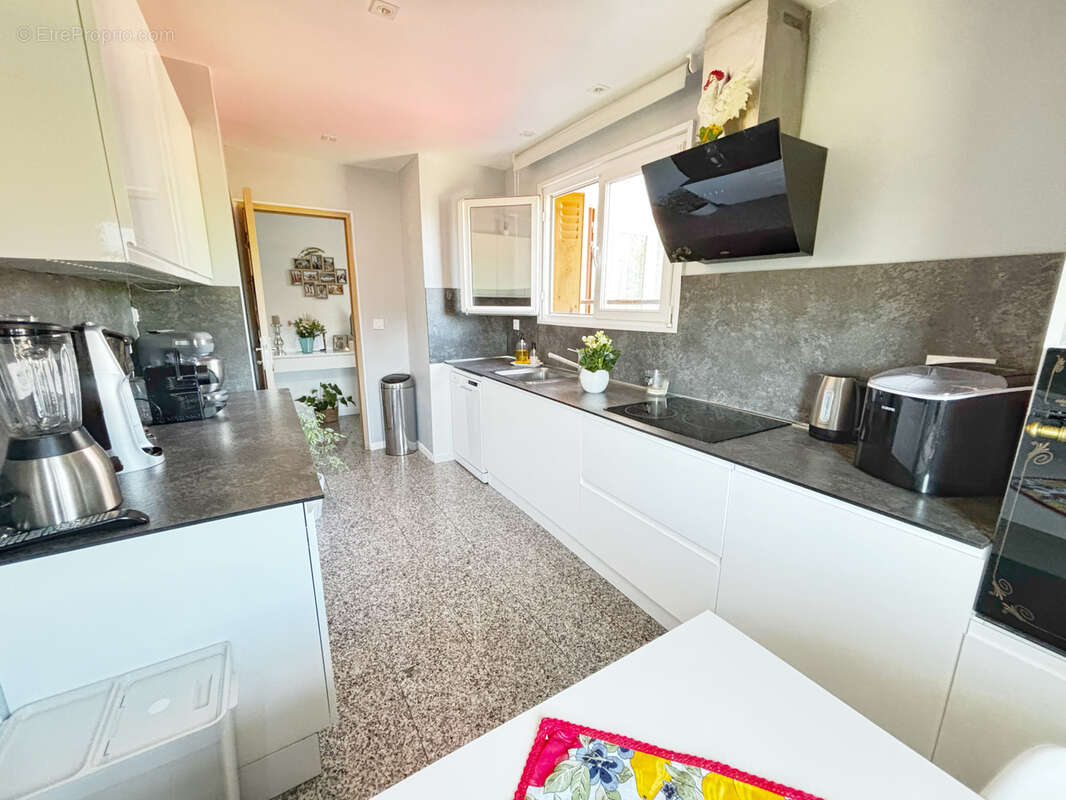 Appartement à SAINT-FONS