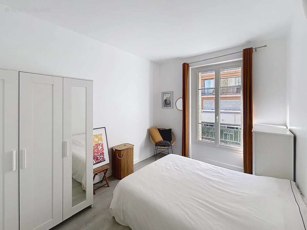 Appartement à PARIS-20E