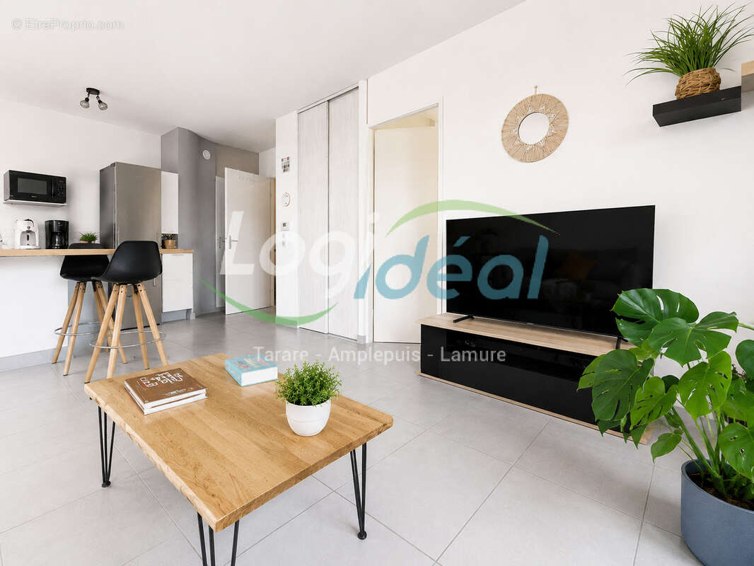 Appartement à MEYZIEU