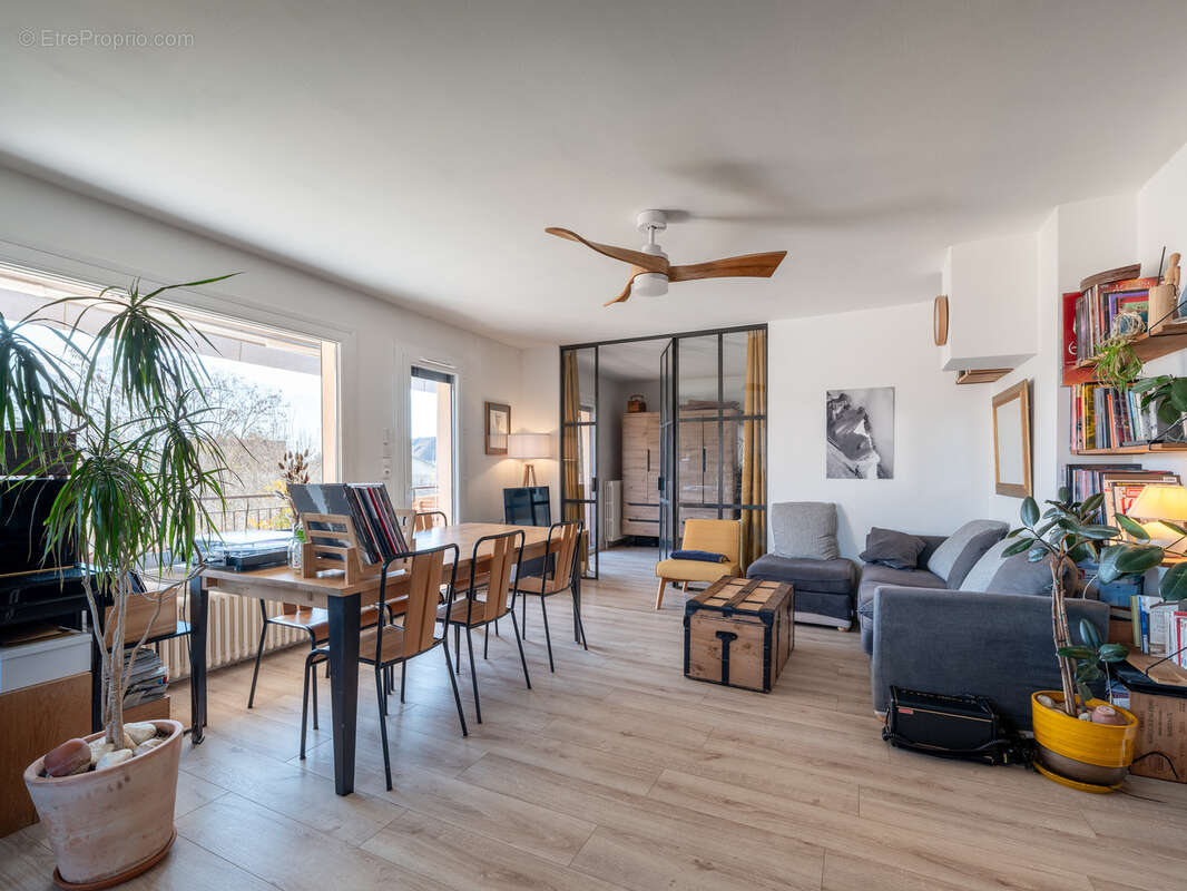 Appartement à SEVRIER