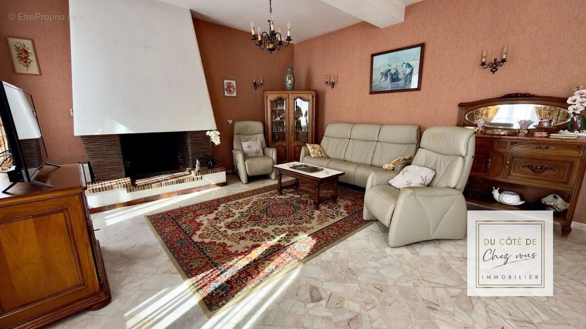 Maison à PRUNAY-BELLEVILLE