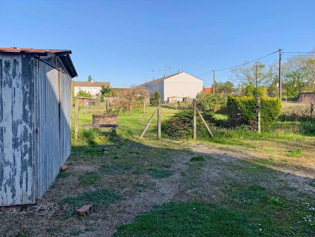 Maison à LA FERTE-SAINT-AUBIN