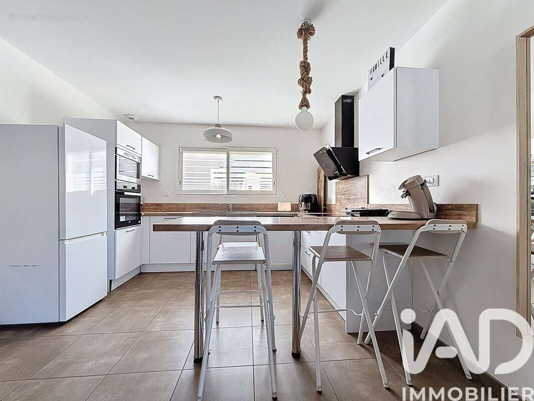 Maison 90 m² à Cers  - photo 5