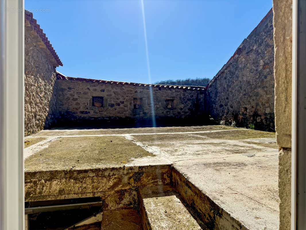 Maison à CHAZEAUX