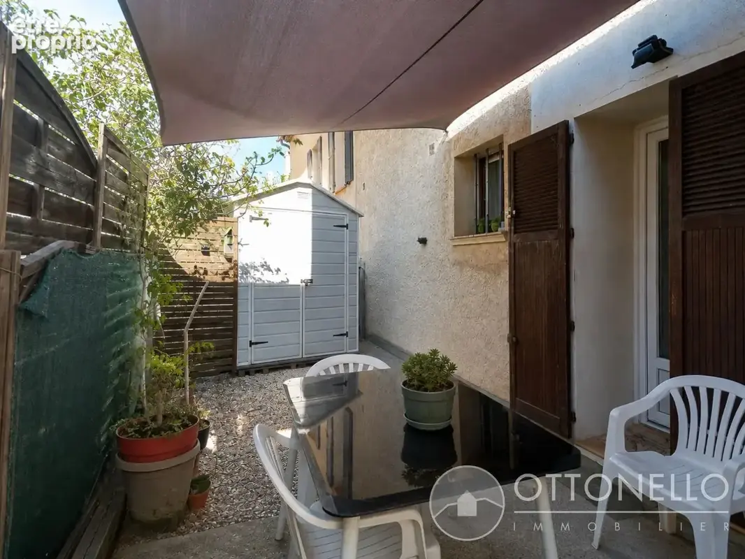 Appartement Roquebrune Sur Argens 2 pièces 33 m2 avec cour extérieure de 70 m2 - photo 2