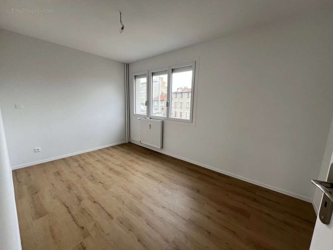 Appartement de 90 m² avec parking  - Secteur prisé rue Blatin - photo 12