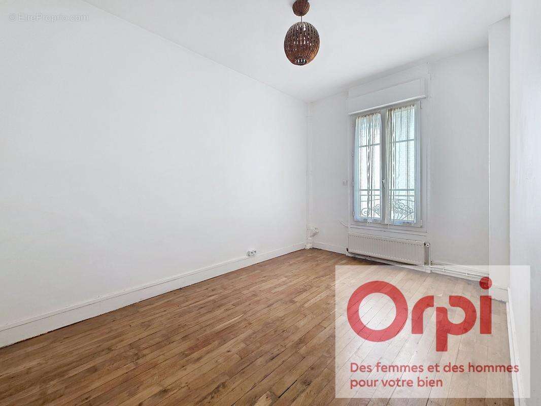 Appartement à ISSY-LES-MOULINEAUX