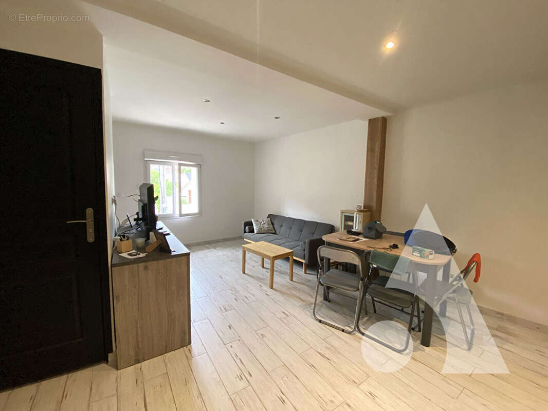 Appartement à BETHISY-SAINT-MARTIN