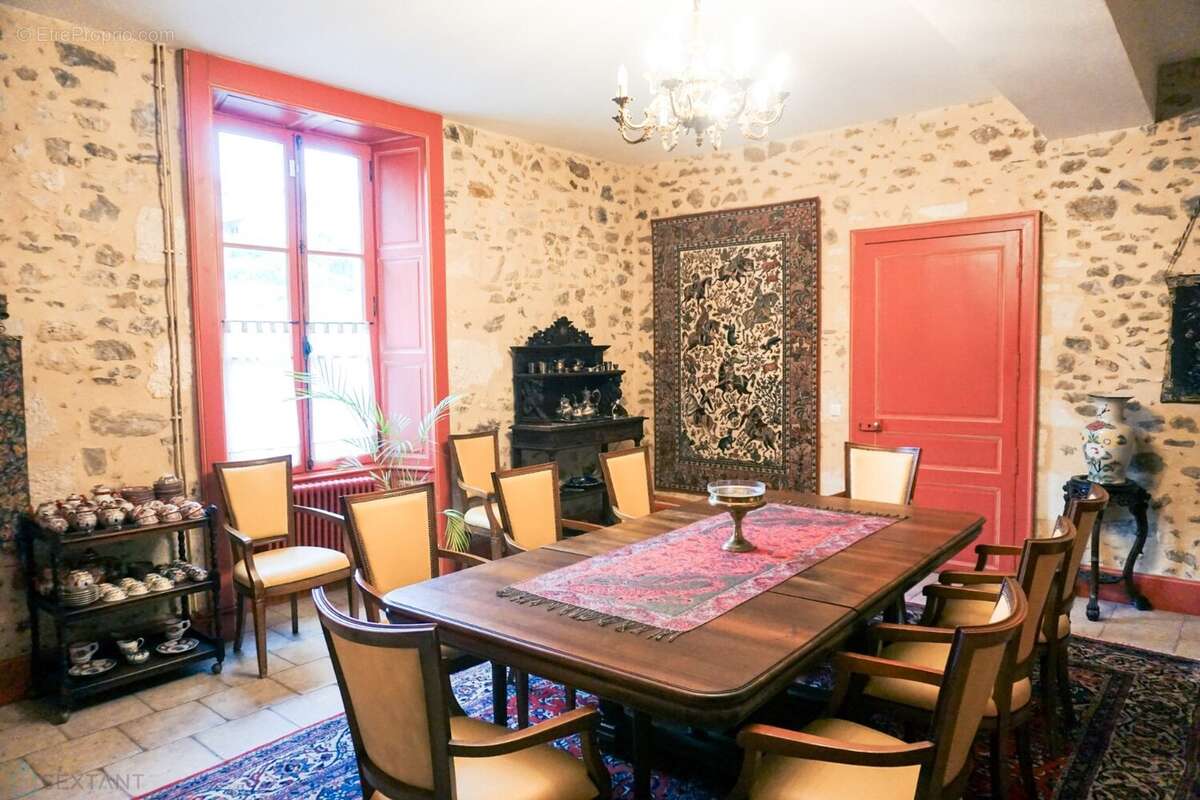 Somptueux Hôtel particulier du XIXe siècle, au coeur du parc naturel du Périgord vert. - photo 5