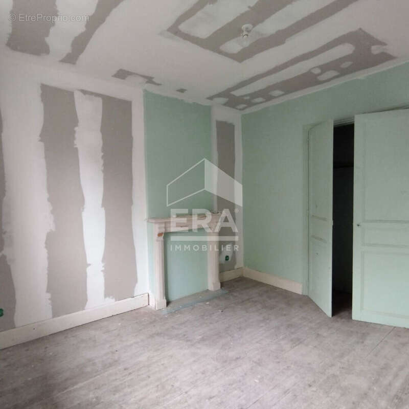 Maison à MARCONNELLE