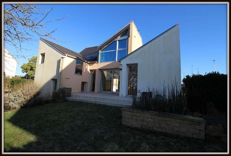 Maison à SAINT-PAIR-SUR-MER