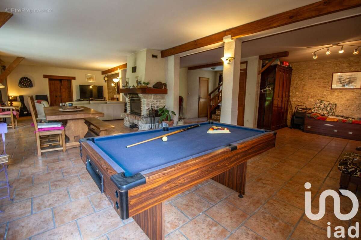 Photo 6 - Maison à MONTEREAU-FAULT-YONNE