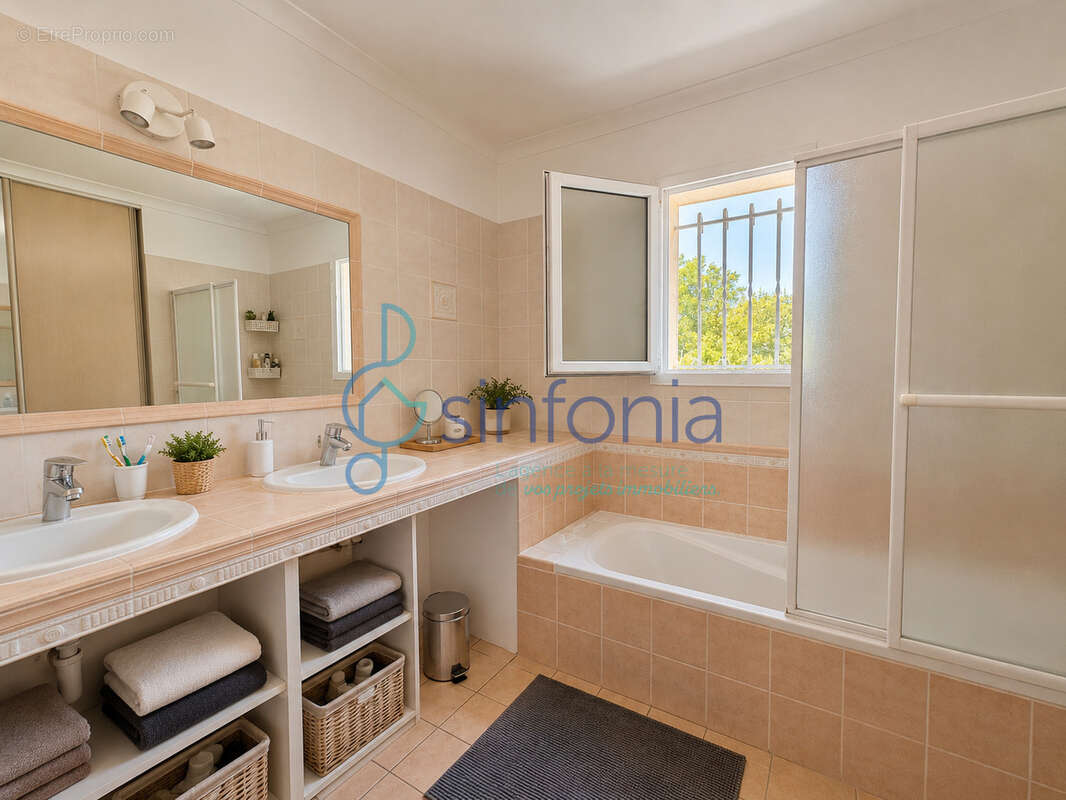 Exclusivité Sainte Anastasie - photo 13