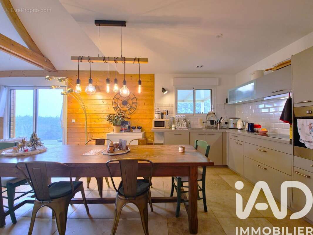 Photo 6 - Maison à DAMPNIAT