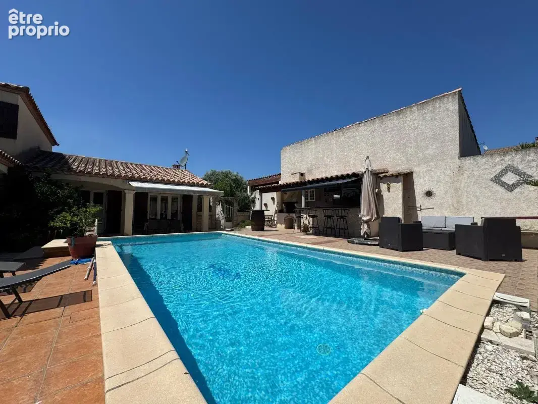 Maison avec piscine et grand terrain - Gigean - photo 18