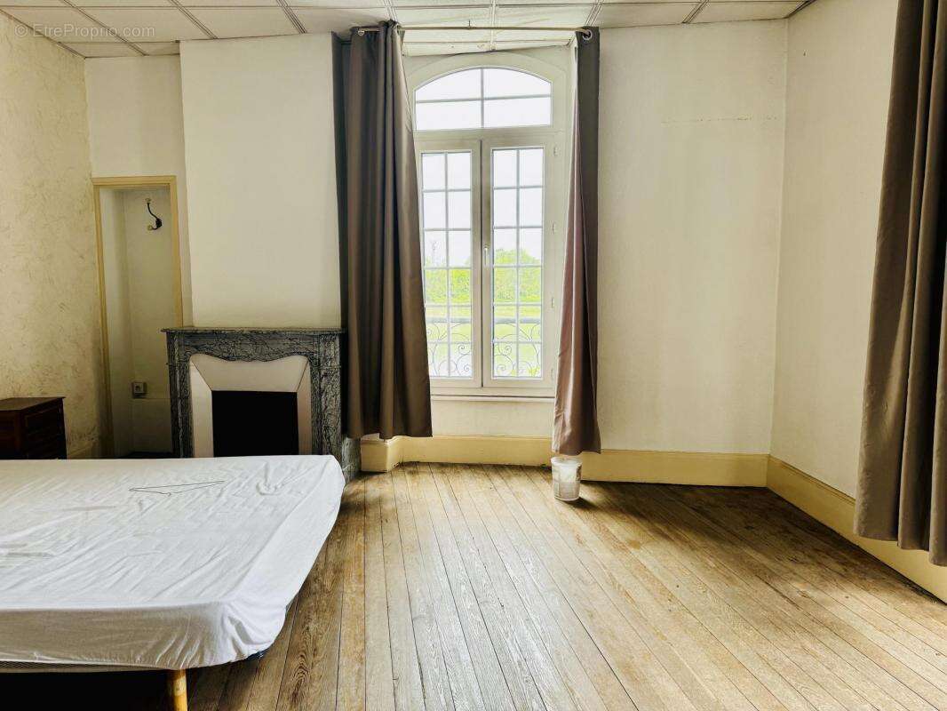 Commerce à BOURG-SAINT-ANDEOL