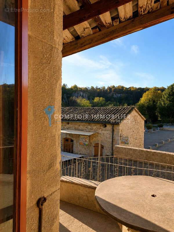 Maison de village de caractère à Labeaume   103 m2 habitables et près de 400 m2 de surfaces utiles à valoriser - photo 3