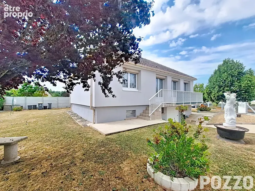 Jolie maison de plain-pied surélevée offrant un cadre de vie pratique et chaleureux. - photo 2