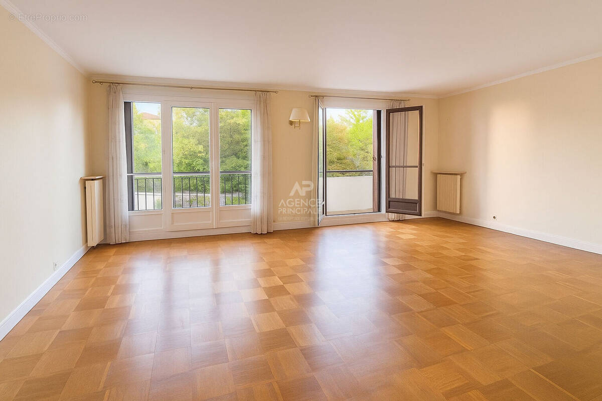 Appartement à SEVRES