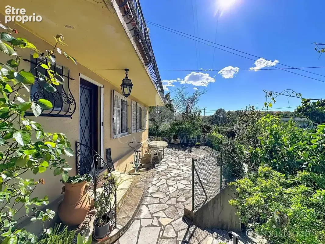 Cannes croix des gardes - exclusivité - maison individuelle 134m2 - terrain 1000m2 - photo 3