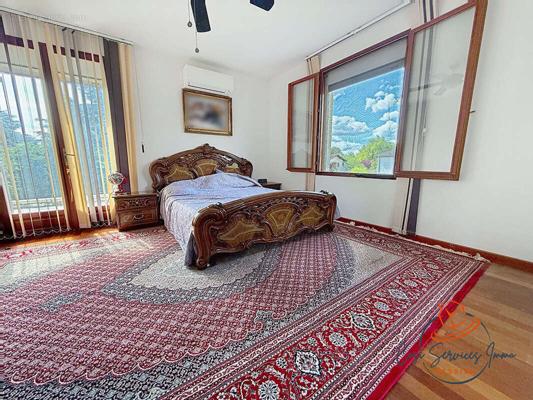 Maison à PREVESSIN-MOENS