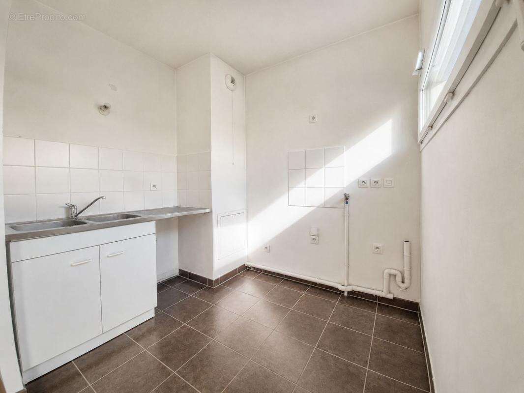 Appartement À Vendre - photo 5