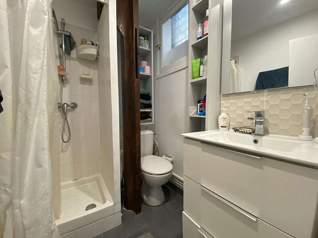Appartement à PARIS-19E