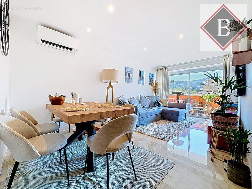 Appartement à LE CANNET