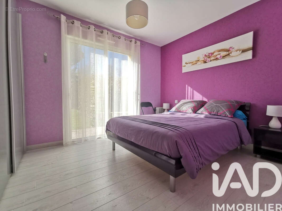 Maison 161 m² à Chauche  - photo 6