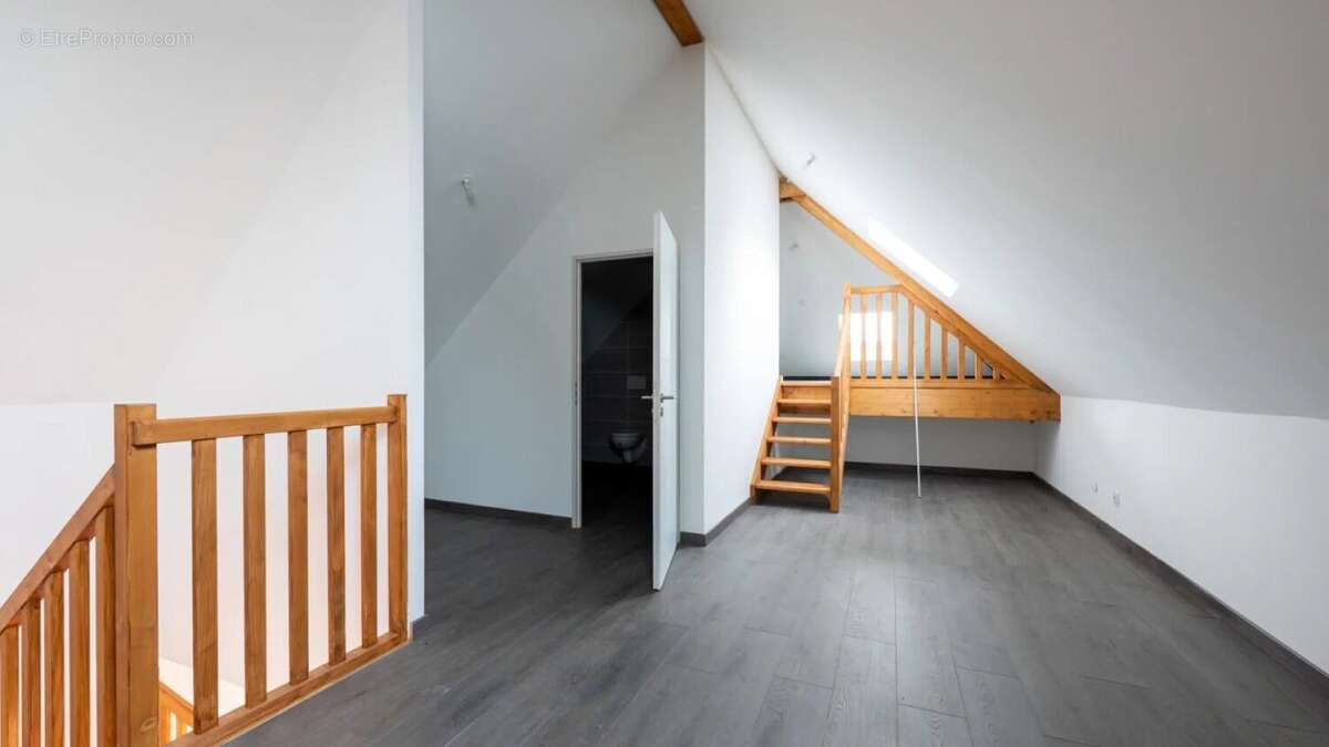 Maison à GOURDON