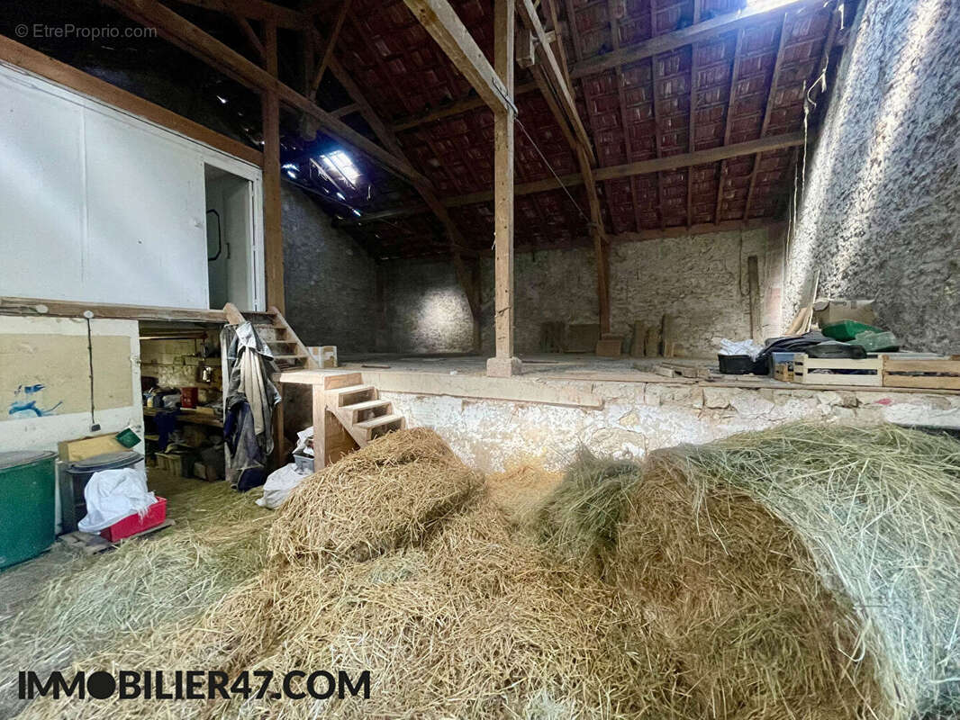 Maison à CLERMONT-DESSOUS