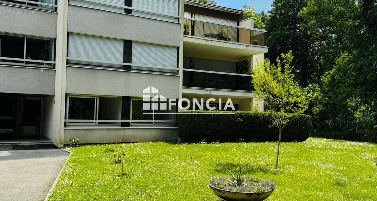 Appartement à SAINT-CYR-L&#039;ECOLE