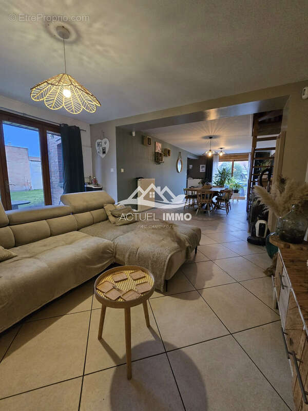Maison à MEURCHIN