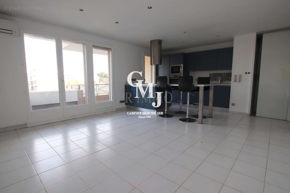 Appartement à FREJUS