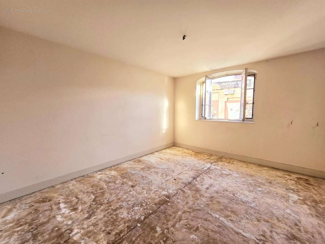 Appartement à ANSE