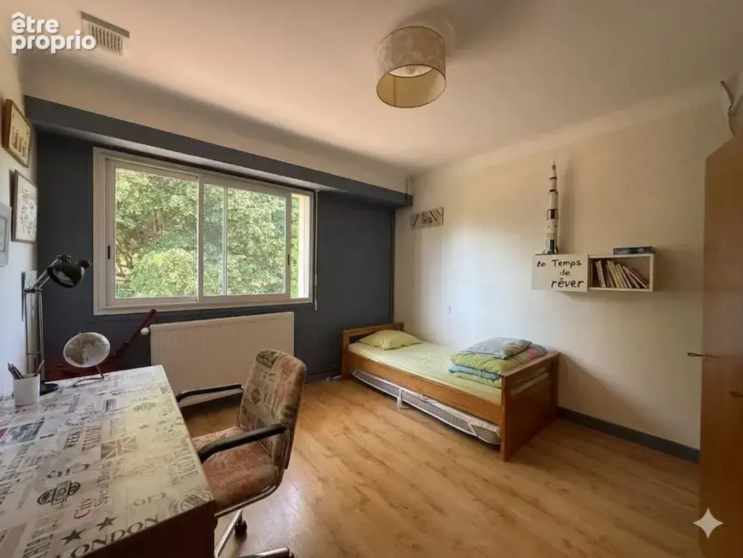 Rare ! Grande maison familiale de 6 chambres au calme à deux pas du centre ville - photo 12