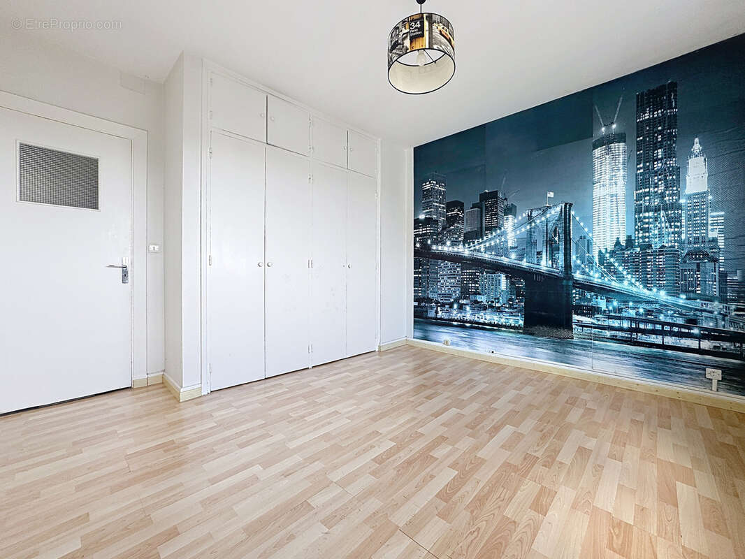Appartement 2 pièces 57m2 dernier étage avec ascenseur cave et place de parking privative 59300 VALENCIENNES - photo 6