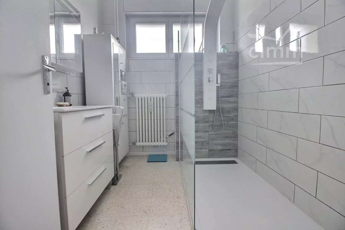 Appartement à ROUSSILLON