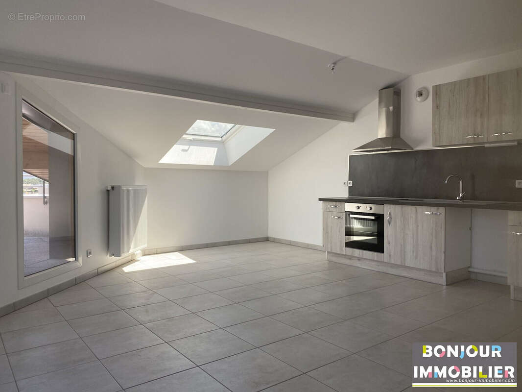 Appartement à MARIGNIER