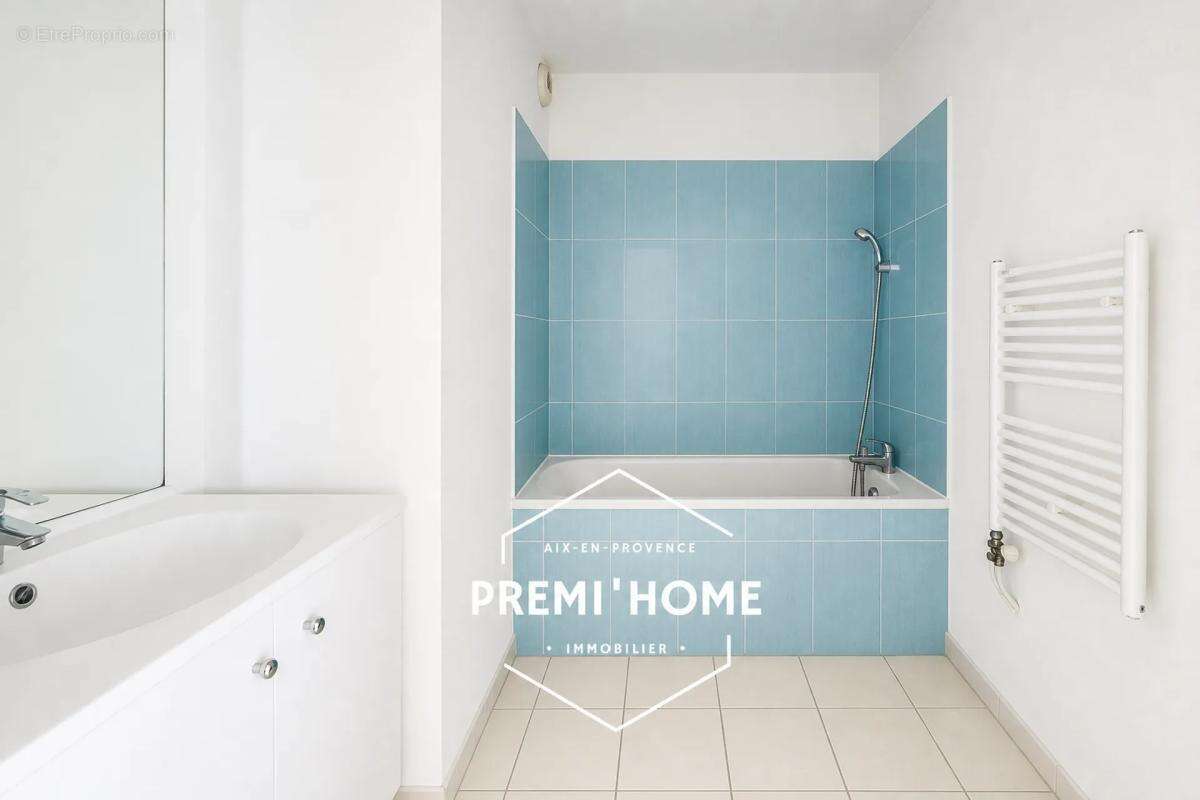 Appartement à MARSEILLE-2E